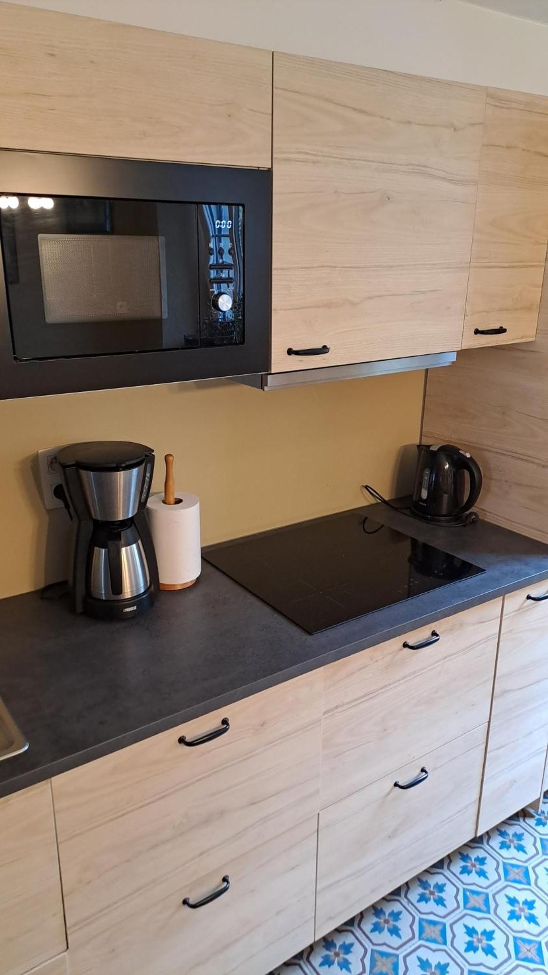 Aux 10 Clefs Bed & Breakfast 2*