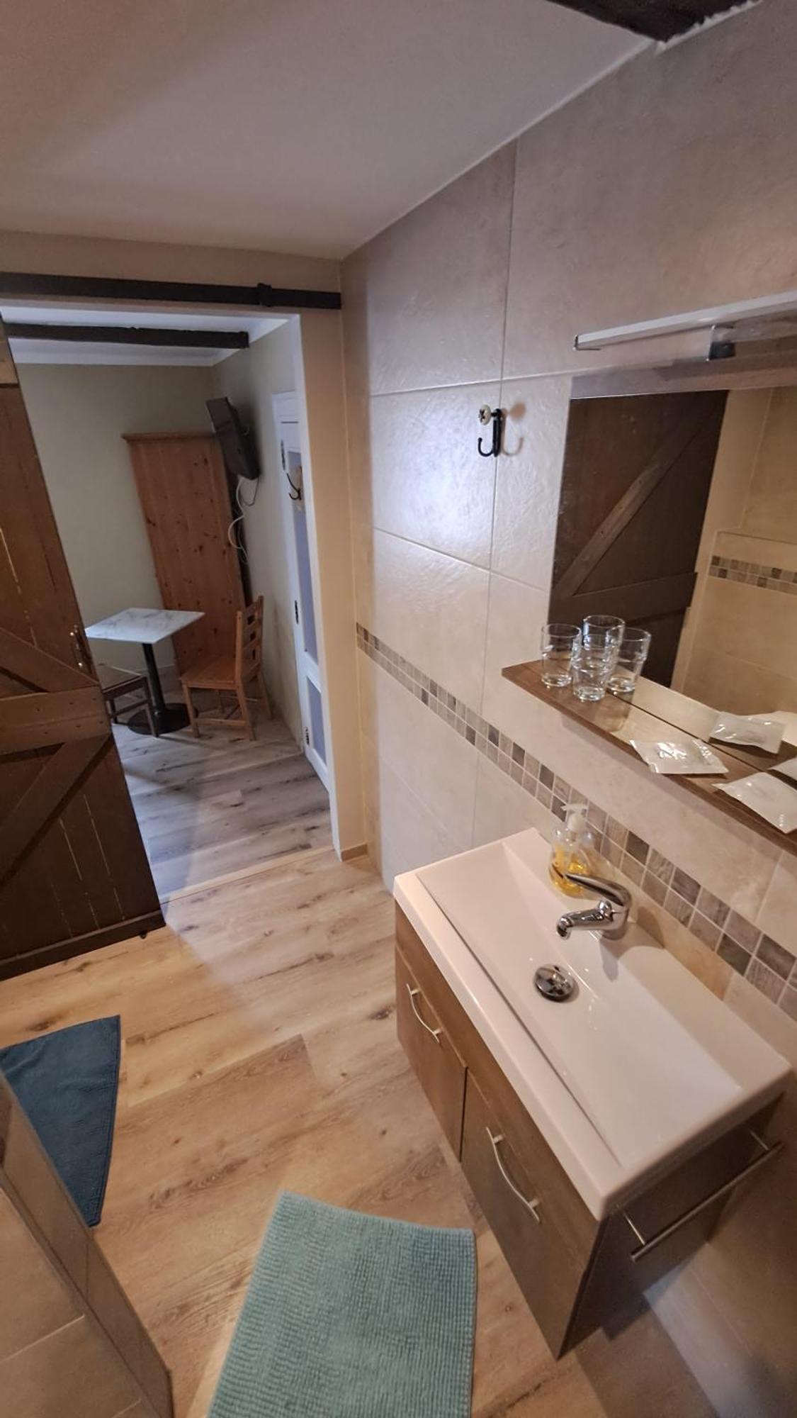Bed & Breakfast Aux 10 Clefs